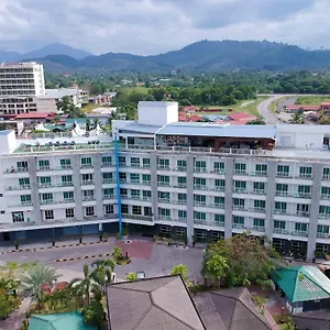 酒店 Langkapuri Langkawi, 珍南海滩